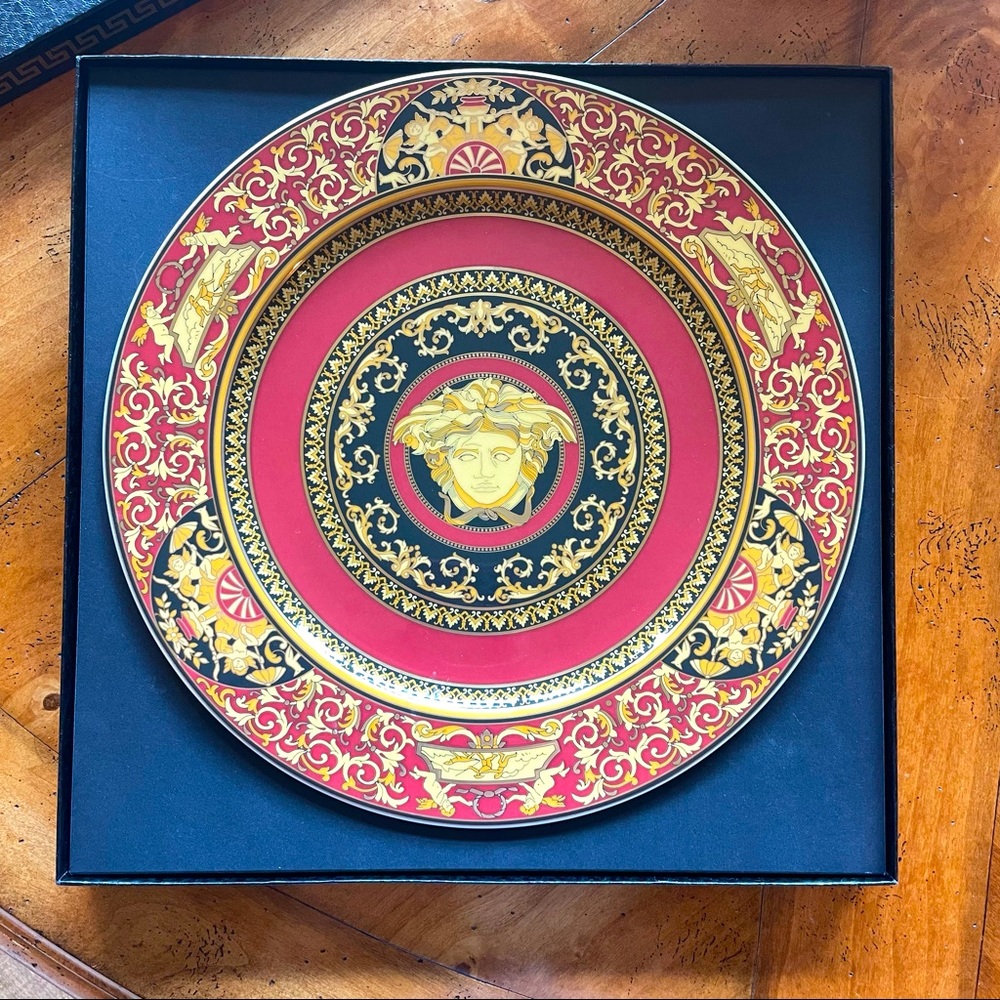 Versace x Rosenthal Ikarus Medusa Wall Plate in box with tags